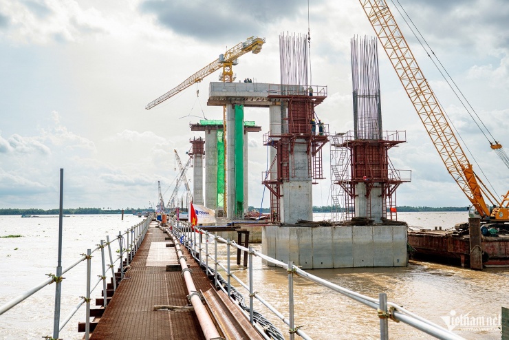 Hình hài cầu dây văng hơn 3.900 tỷ đồng bắc qua sông Hậu, nối Cần Thơ - Vĩnh Long - 7