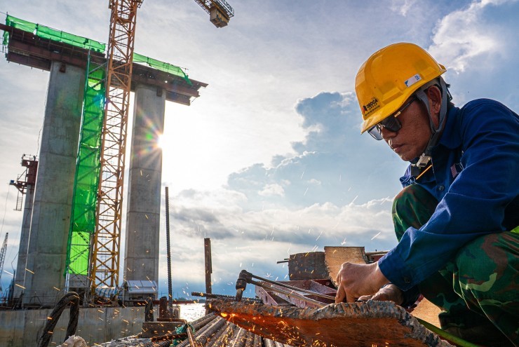 Hình hài cầu dây văng hơn 3.900 tỷ đồng bắc qua sông Hậu, nối Cần Thơ - Vĩnh Long