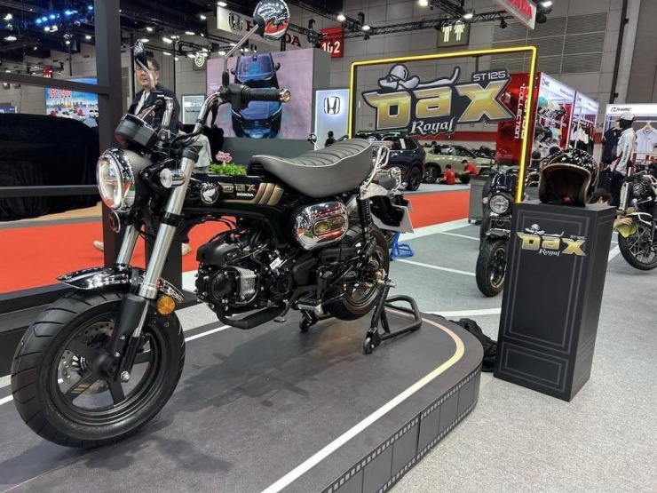  Honda Dax 125 Royal Limited Edition 2025.