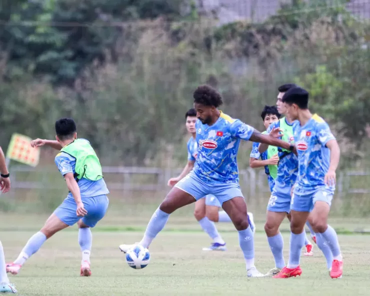 Sự xuất hiện đúng lúc của Nguyễn Xuân Son giúp HLV Kim Sang-sik dễ dàng hơn mang về ngôi vô địch AFF Cup 2024 cho tuyển Việt Nam. Ảnh:VFF