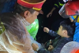 Tin tức trong ngày - Sạt lở kinh hoàng đèo Khánh Lê: Lời kể của tài xế thoát chết trong gang tấc