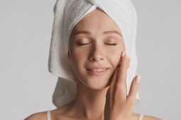 Bác sĩ da liễu ăn gì để giữ da khỏe đẹp, trẻ lâu?