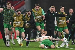 32 đội có vé tới World Cup: Ireland lấy vé vớt ngoạn mục, Wan-Bissaka còn cửa dự giải