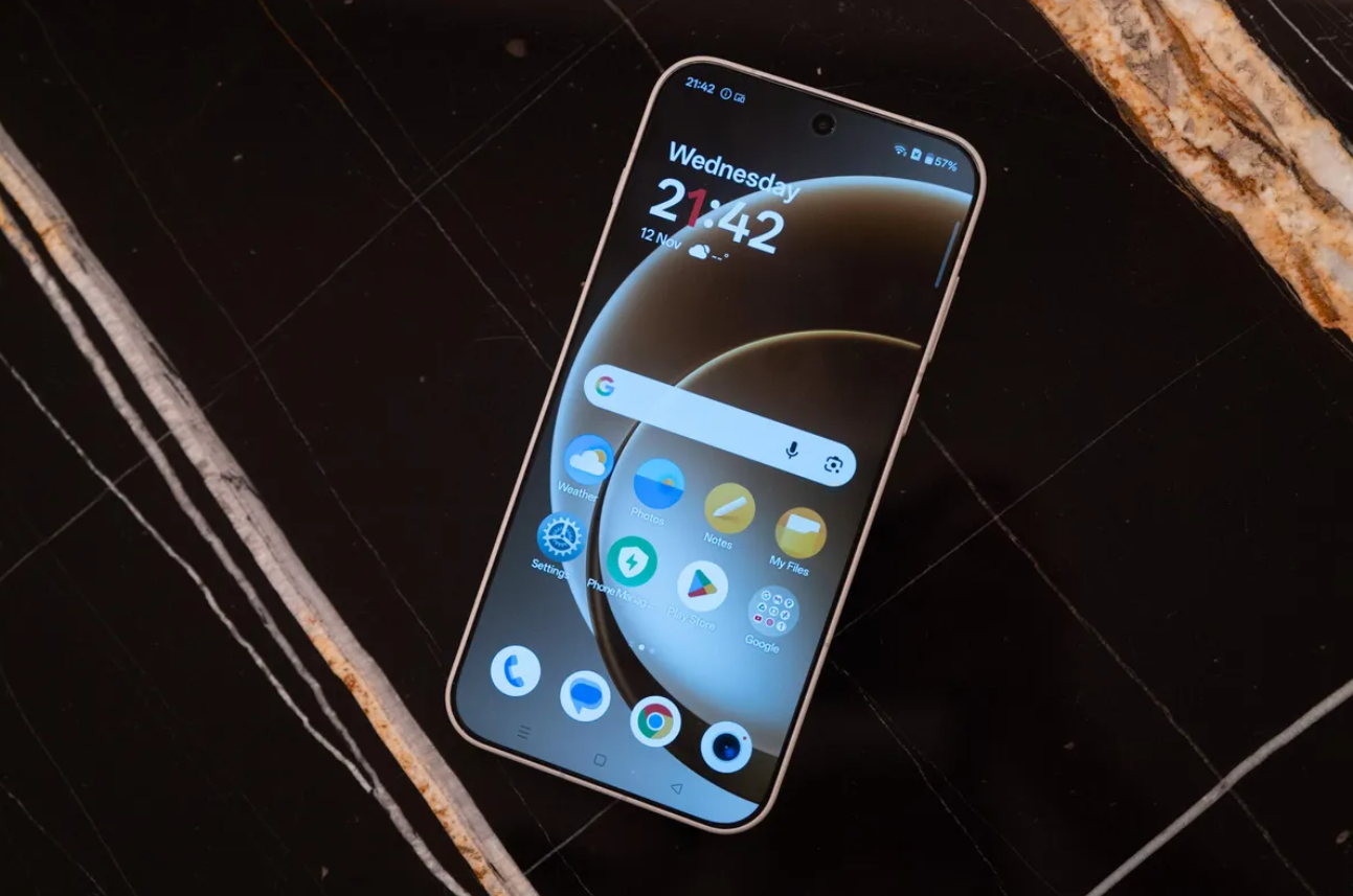 OnePlus 15 có tuổi thọ pin dài.