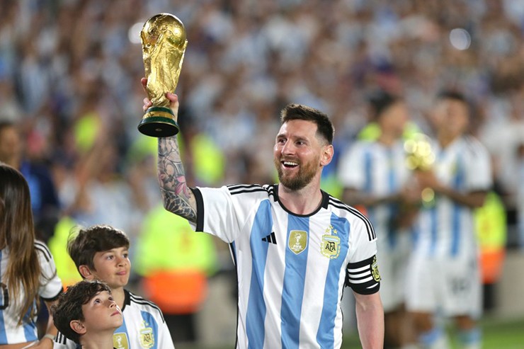 HLV Scaloni biến Messi trở thành thủ lĩnh tinh thần cho đội tuyển Argentina