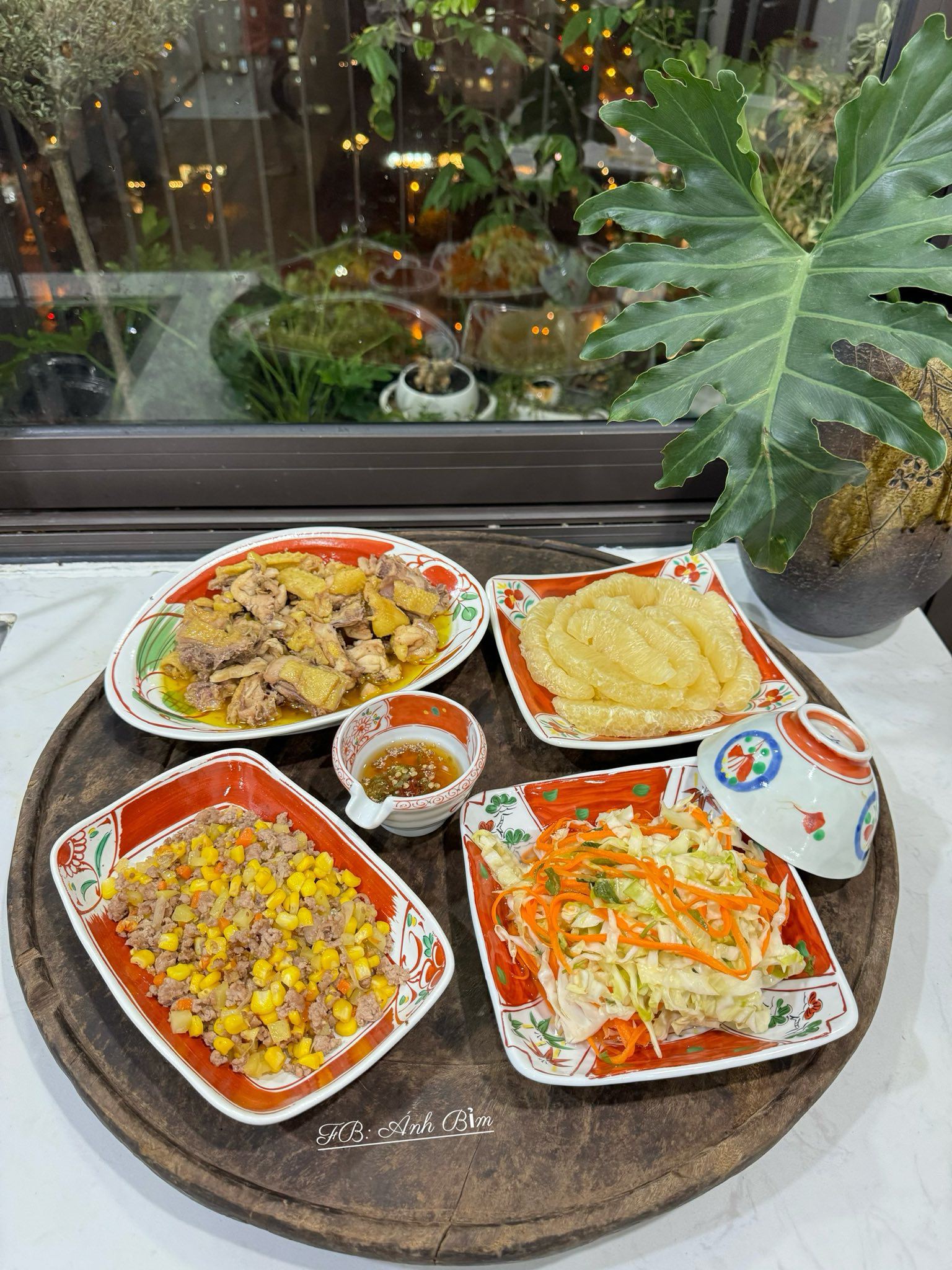 Thịt băm xào rau củ - Gà rang gừng - Dưa cải bắp - Bưởi