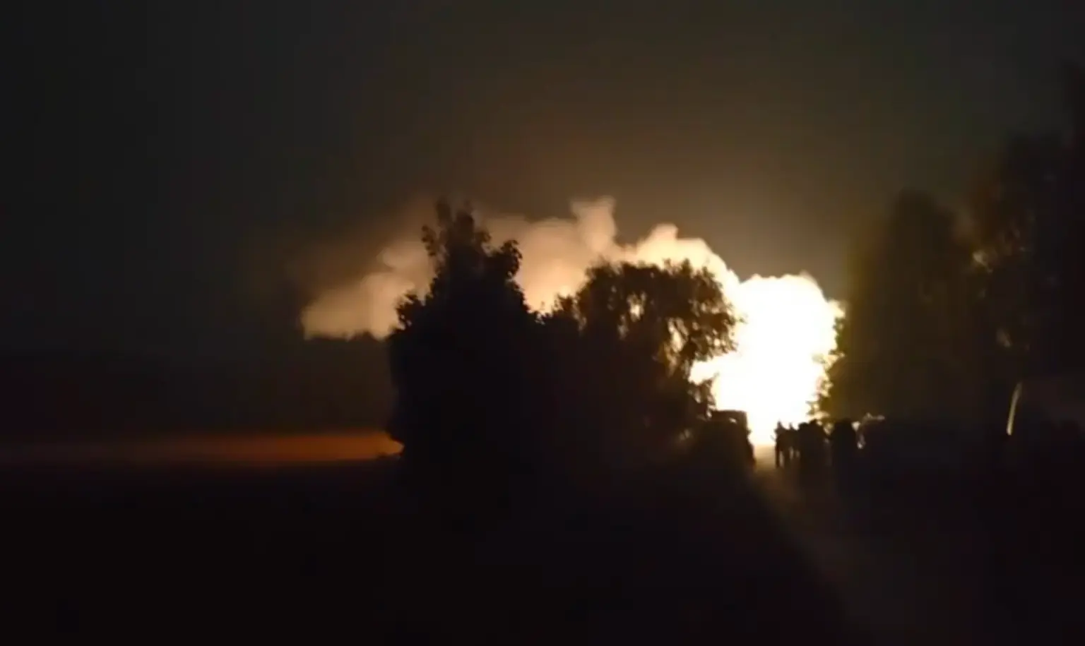 Bộ Tổng tham mưu Ukraine công bố video mục tiêu Nga bằng UAV lai tên lửa Bars. Nguồn: Kyiv Independent.