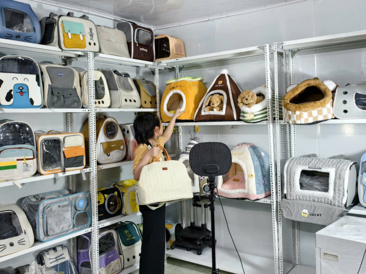 Doanh thu ổn định và sự tin tưởng từ người mua là động lực để KangPet nâng tầm gian hàng trên Shopee.