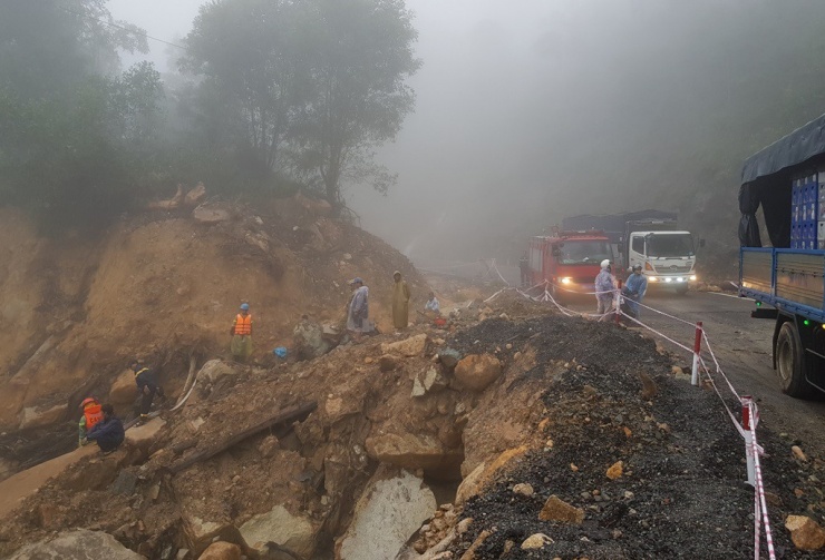 Sạt lở kinh hoàng năm 2017