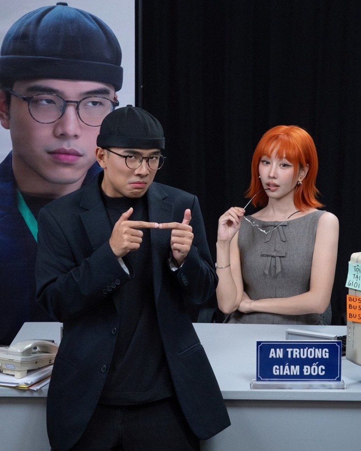 Ca sĩ Min tham gia trong chương trình "Xin việc" tập 13 cùng sếp An Trương.