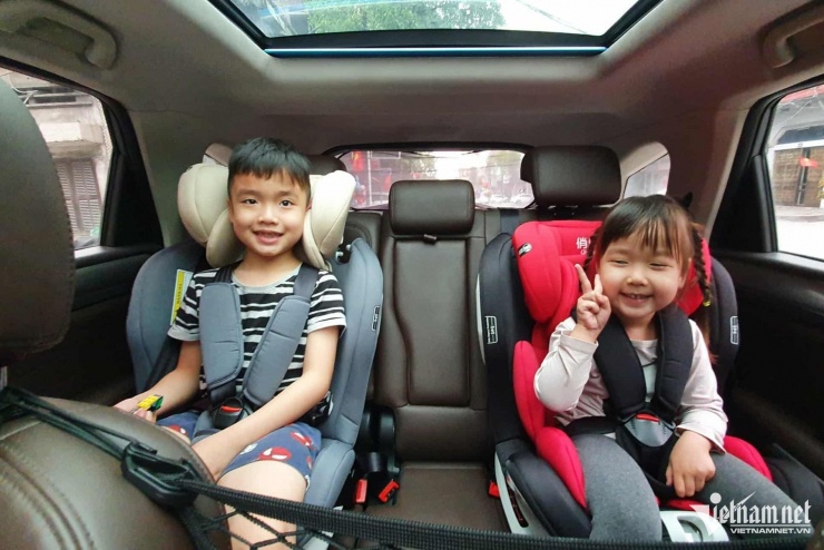 Ghế trẻ em trên ô tô hiện có tới 4 loại để phù hợp với các độ tuổi và cân nặng của trẻ. Ảnh: Ngô Minh