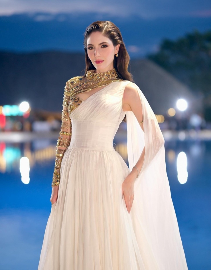 Người đẹp sẽ thi bán kết vào ngày 19/11 trước khi bước vào đêm thi chung kết vào hai ngày sau đó.