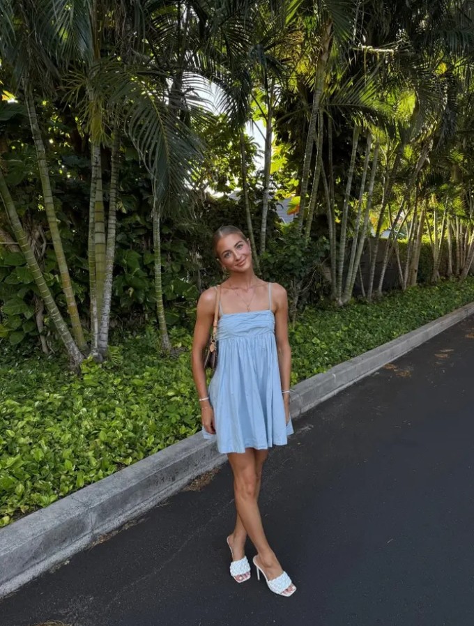 Cassidy O'Hagan kiếm được thu nhập lớn và nhiều đãi ngộ tốt khi làm bảo mẫu tư nhân. Ảnh: BI