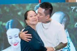 Tuấn Hưng: 'Không có nỗi đau, mất mát nào bằng sự chia ly'