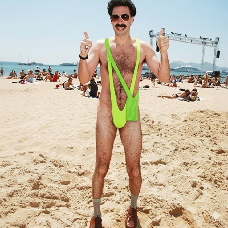 Cộng đồng mạng thậm chí lấy nhân vật Borat trong bộ phim cùng tên ra để ví von về sản phẩm.