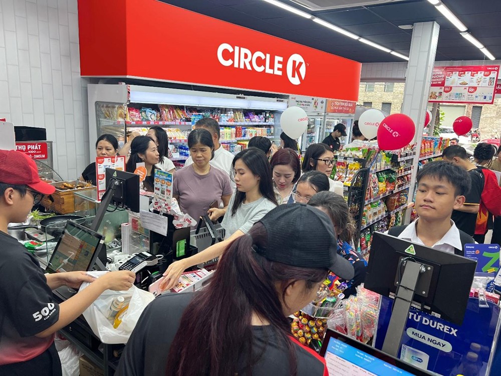 Lượng khách hàng tấp nập tại Circle K cho thấy sự phát triển vững chắc của mạng lưới hơn 500 cửa hàng.