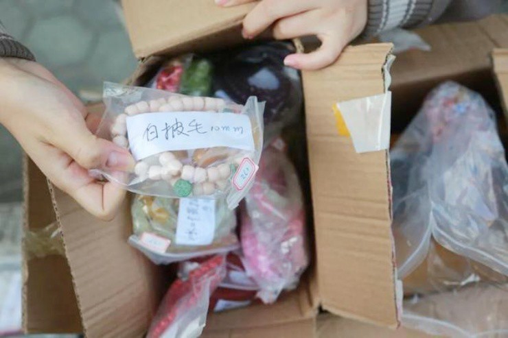 Cụ 80 “đốt” tiền tỷ mua đồ trên livestream vì tin tưởng “mua sinh lời” - 1