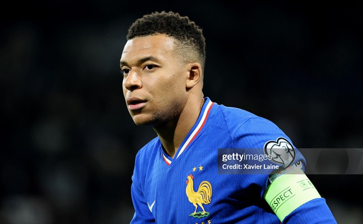 Mbappe đòi PSG bồi thường 240 triệu euro