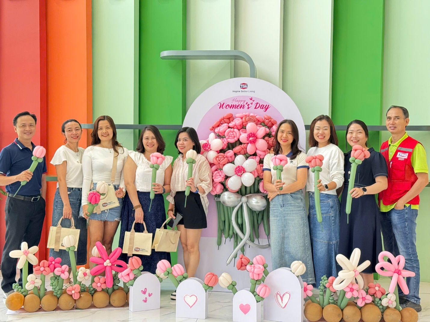 Hoạt động chào mừng ngày “Quốc tế phụ nữ” tại Sơn TOA Việt Nam