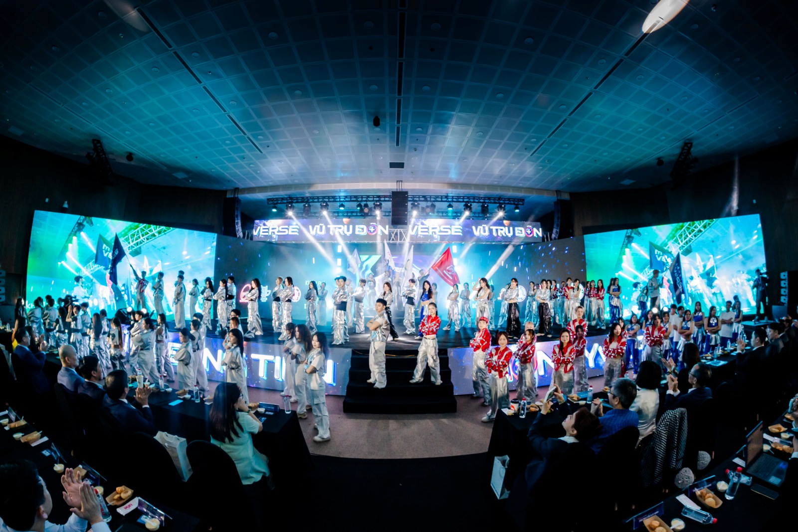 Vũ trụ Đồng tiền 2025: Khi công nghệ và tri thức mở lối cho thế hệ Gen Z bứt phá - 11