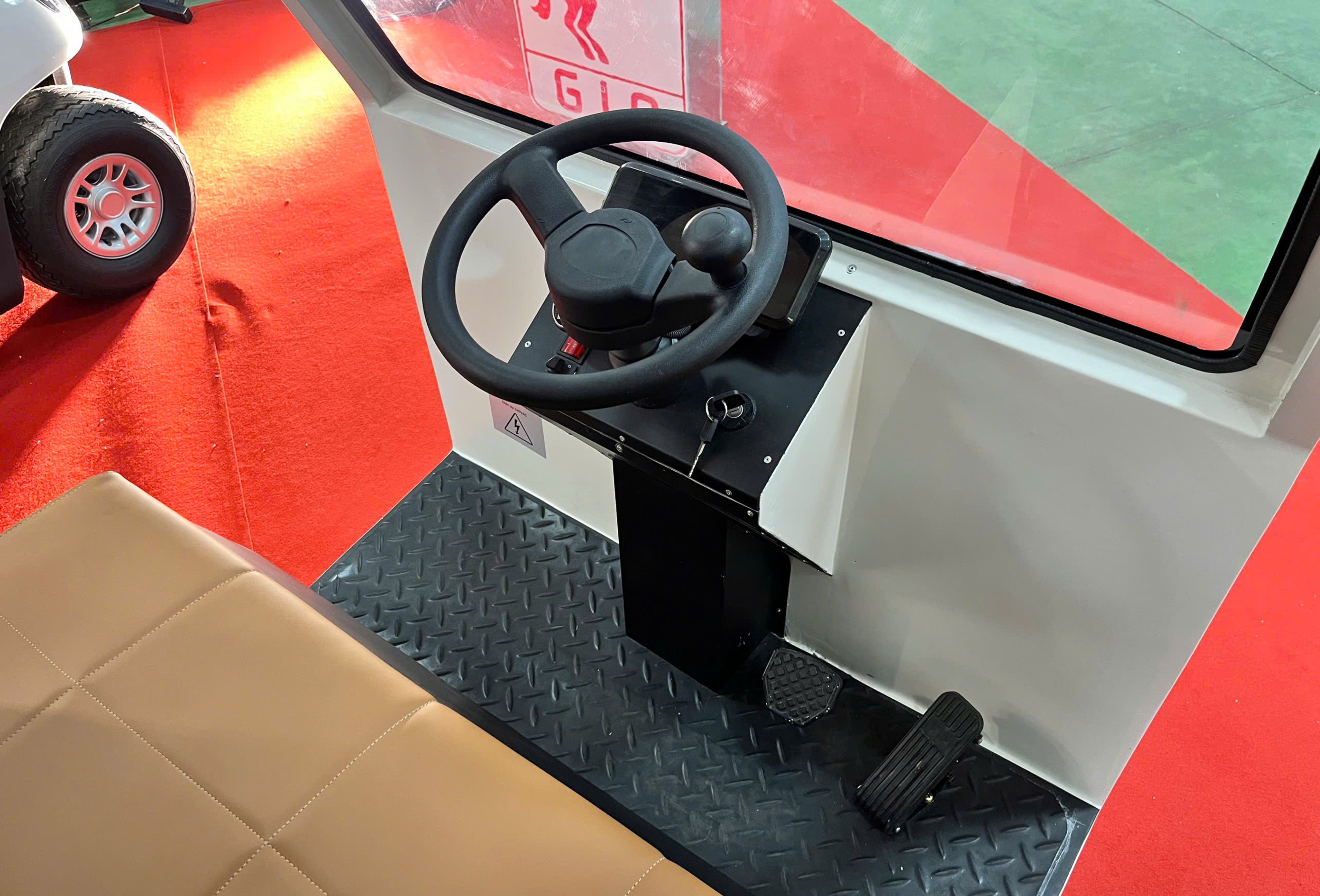 Thêm lựa chọn xe ô tô điện nội khu tại Việt Nam - 5