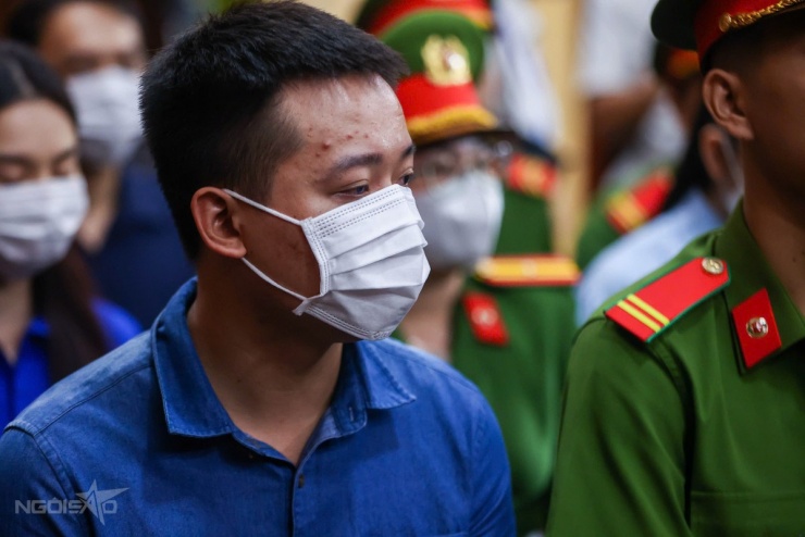 Ngoại hình Thùy Tiên, Quang Linh Vlogs sau 6 tháng tạm giam - 7