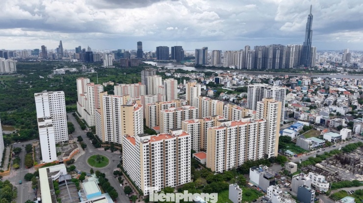 Thị trường bất động sản trung tâm duy trì sức hút mạnh, đặc biệt với chung cư.