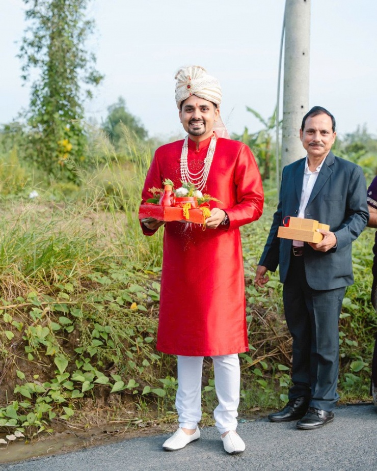 Cặp đôi tổ chức đám cưới tại nhà gái theo phong cách truyền thống của người Việt 