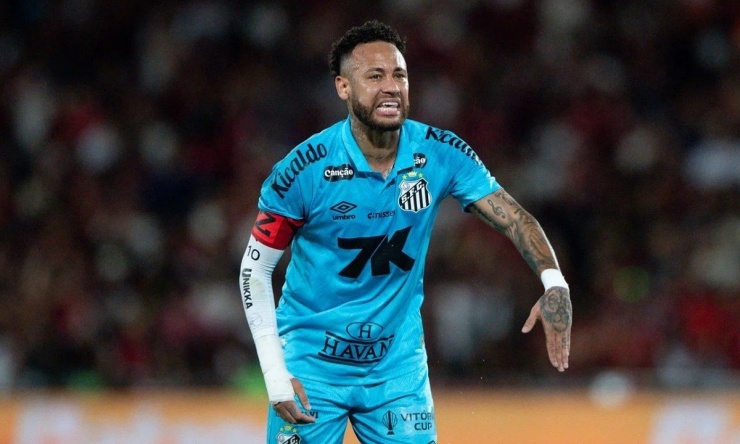 Neymar, vị Vua sắp bị tước ngai vàng - 3