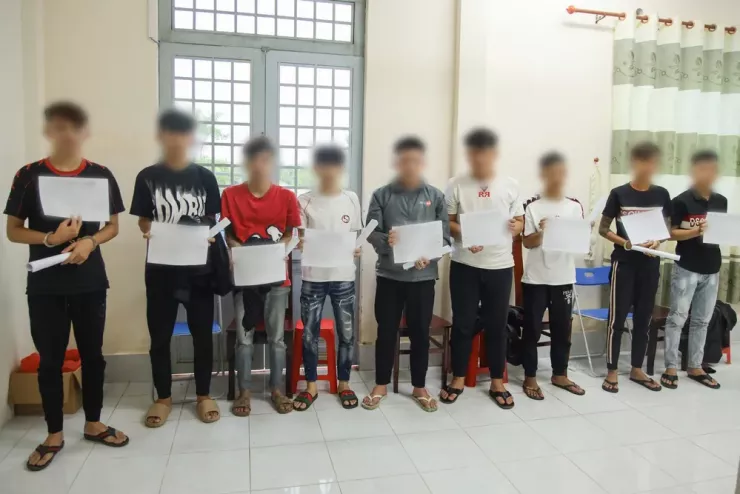 Nhóm thanh niên dàn cảnh cướp tài sản ở Cần Thơ