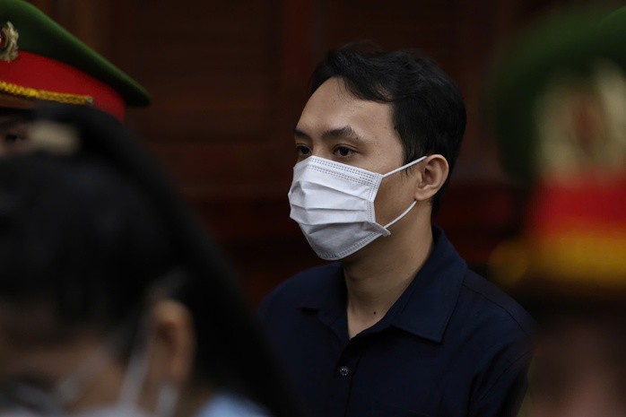 Hình ảnh phiên tòa xét xử bị cáo Nguyễn Thúc Thùy Tiên - 7