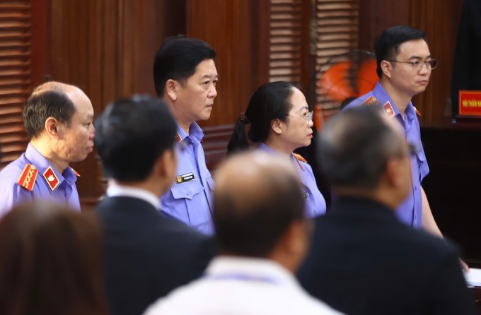 Đại diện VKS trong phiên xử hôm nay. Ảnh: Quỳnh Trần