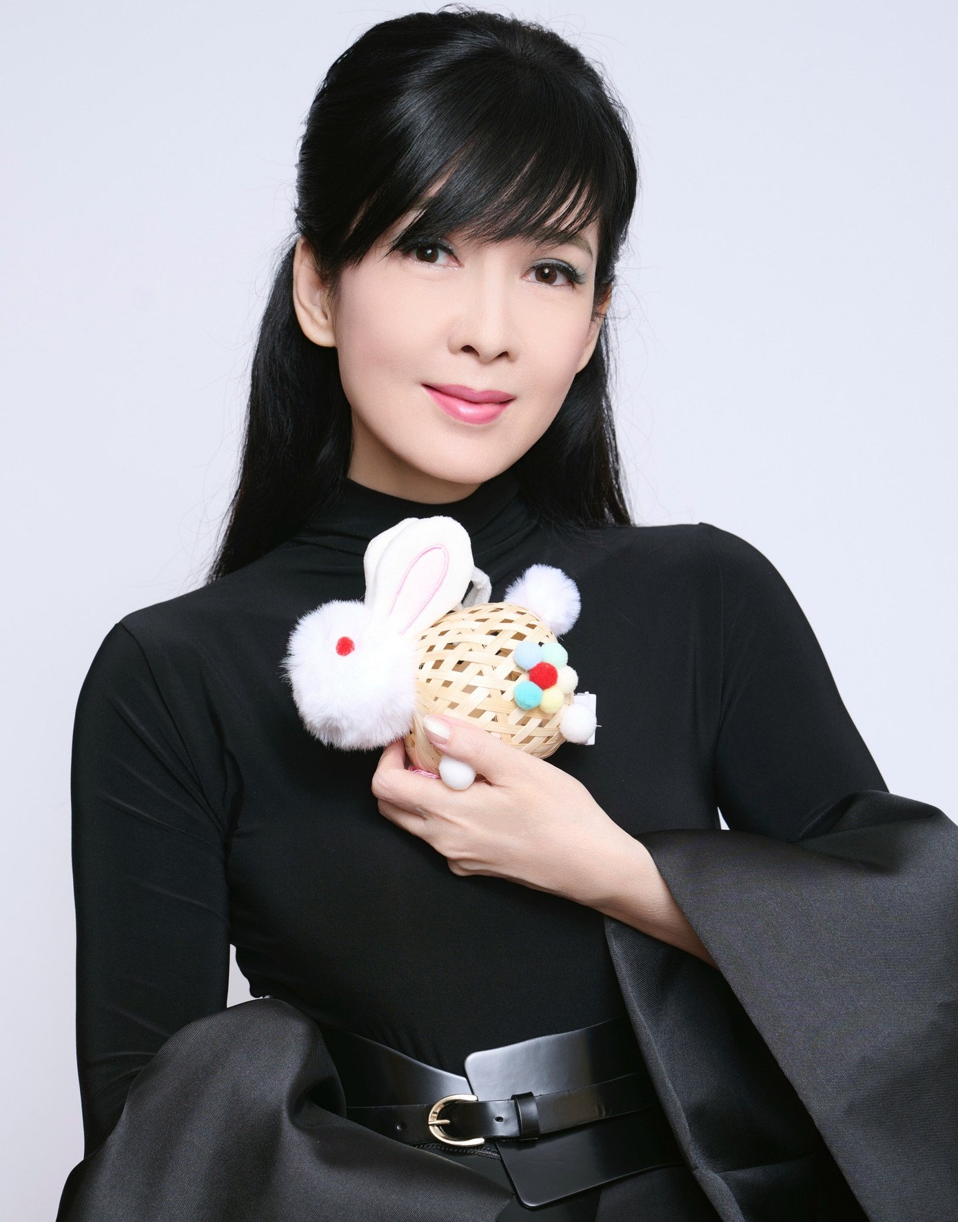 Ôn Bích Hà hay Châu Huệ Mẫn đều chấp nhận không sinh con để giữ gìn sắc vóc.