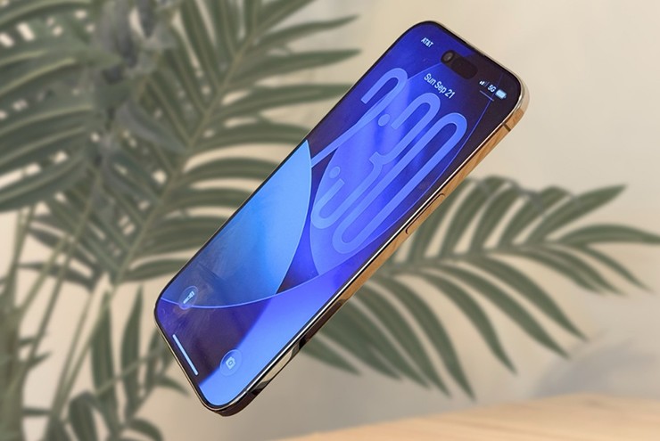 Sự ra đi của Abidur Chowdhury đặt ra câu hỏi về tương lai của iPhone Air 2.