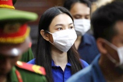 Hình ảnh phiên tòa xét xử bị cáo Nguyễn Thúc Thùy Tiên