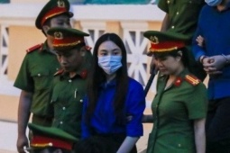 Hình ảnh hoa hậu Thùy Tiên, Hằng Du Mục, Quang Linh Vlogs sau khi tòa tuyên án