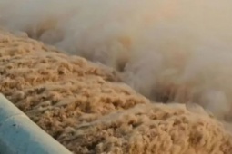 Tin tức trong ngày - Đắk Lắk: Hàng chục ngàn hộ dân bị ngập, nhiều thủy điện vẫn buộc phải xả lũ