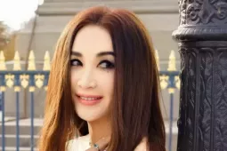 Làm đẹp - Nữ thần không tuổi đang lừa dối khán giả