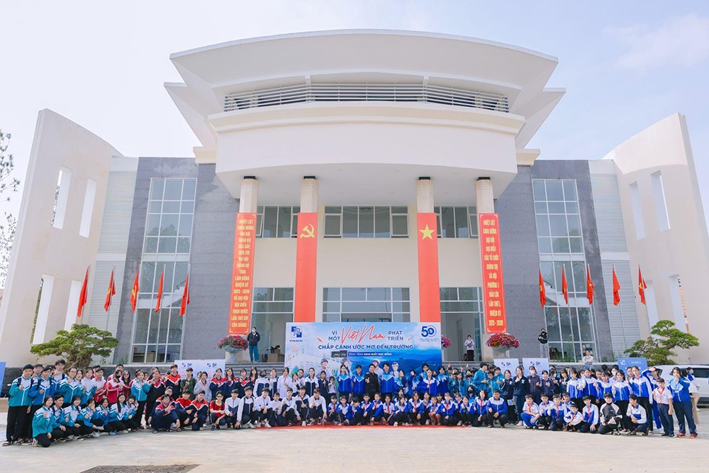 PINACO khởi động hành trình “Chắp cánh ước mơ đến trường” với những bước chân đầu tiên tại Lâm Đồng - 5