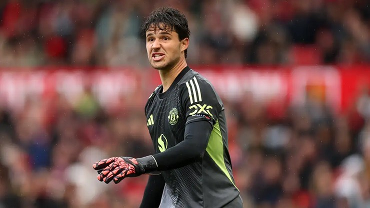 Sir Alex khen ngợi Lammens rất xuất sắc