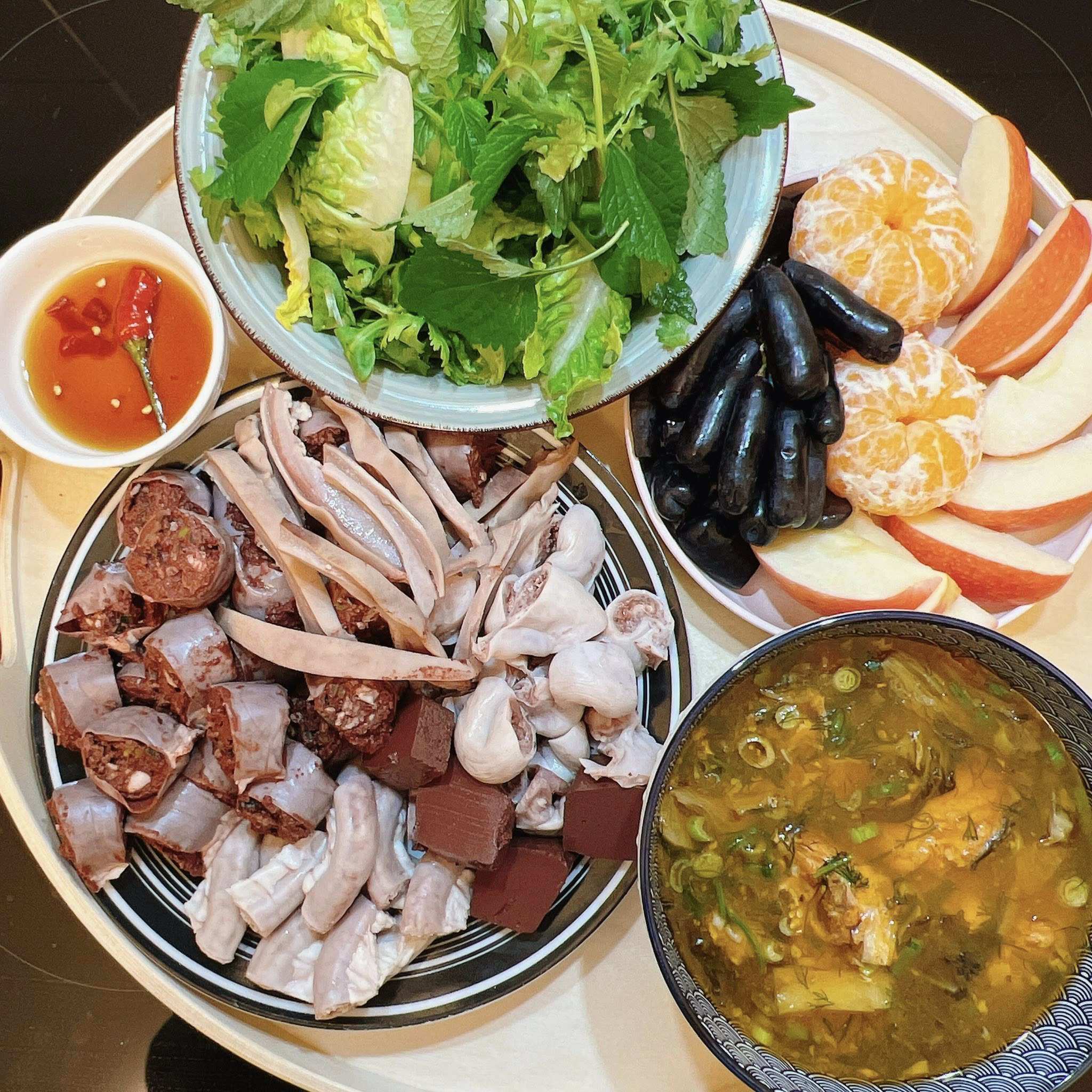 Lòng lợn - Canh dưa chua