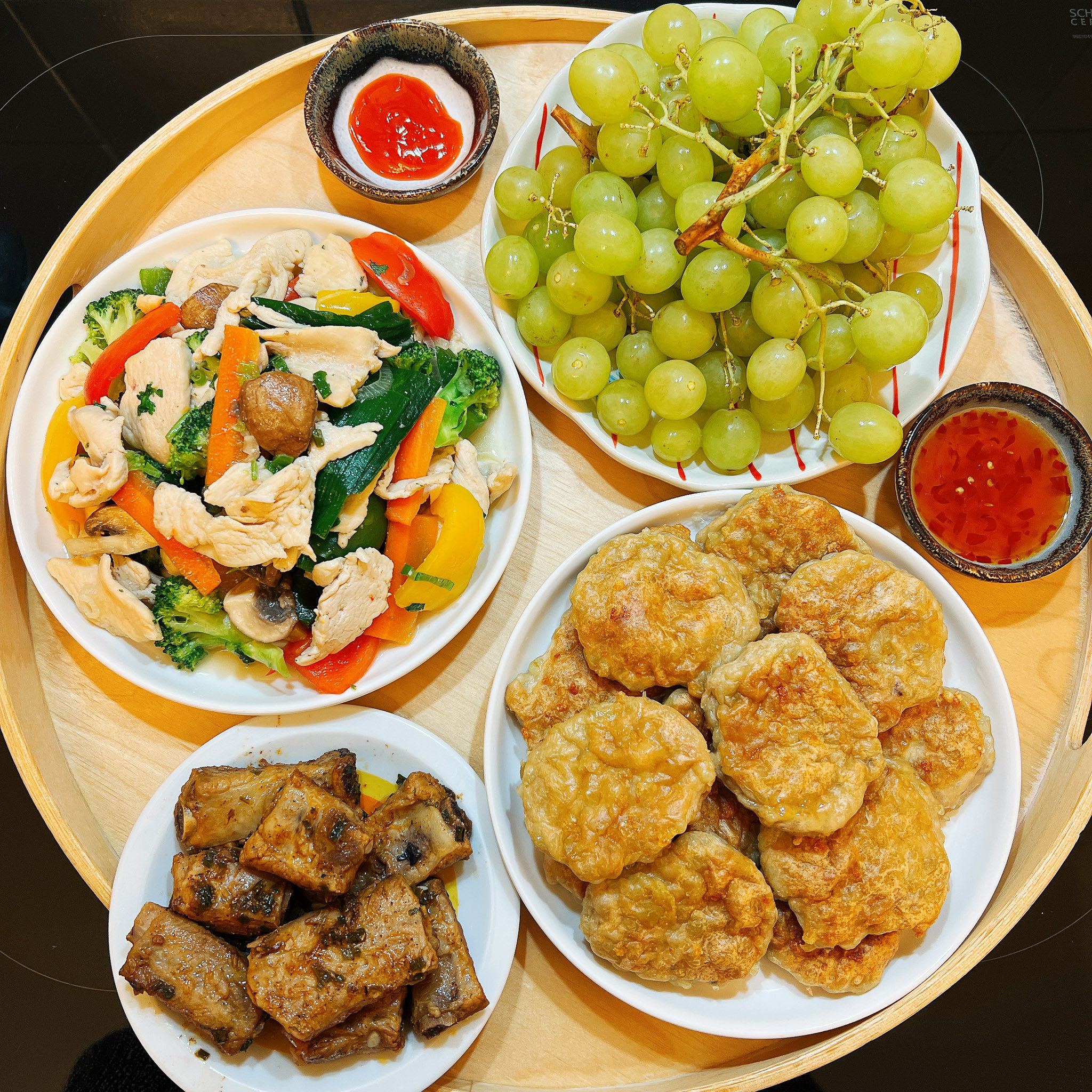 Chả cốm - Sườn rang - Ức gà xào thập cẩm