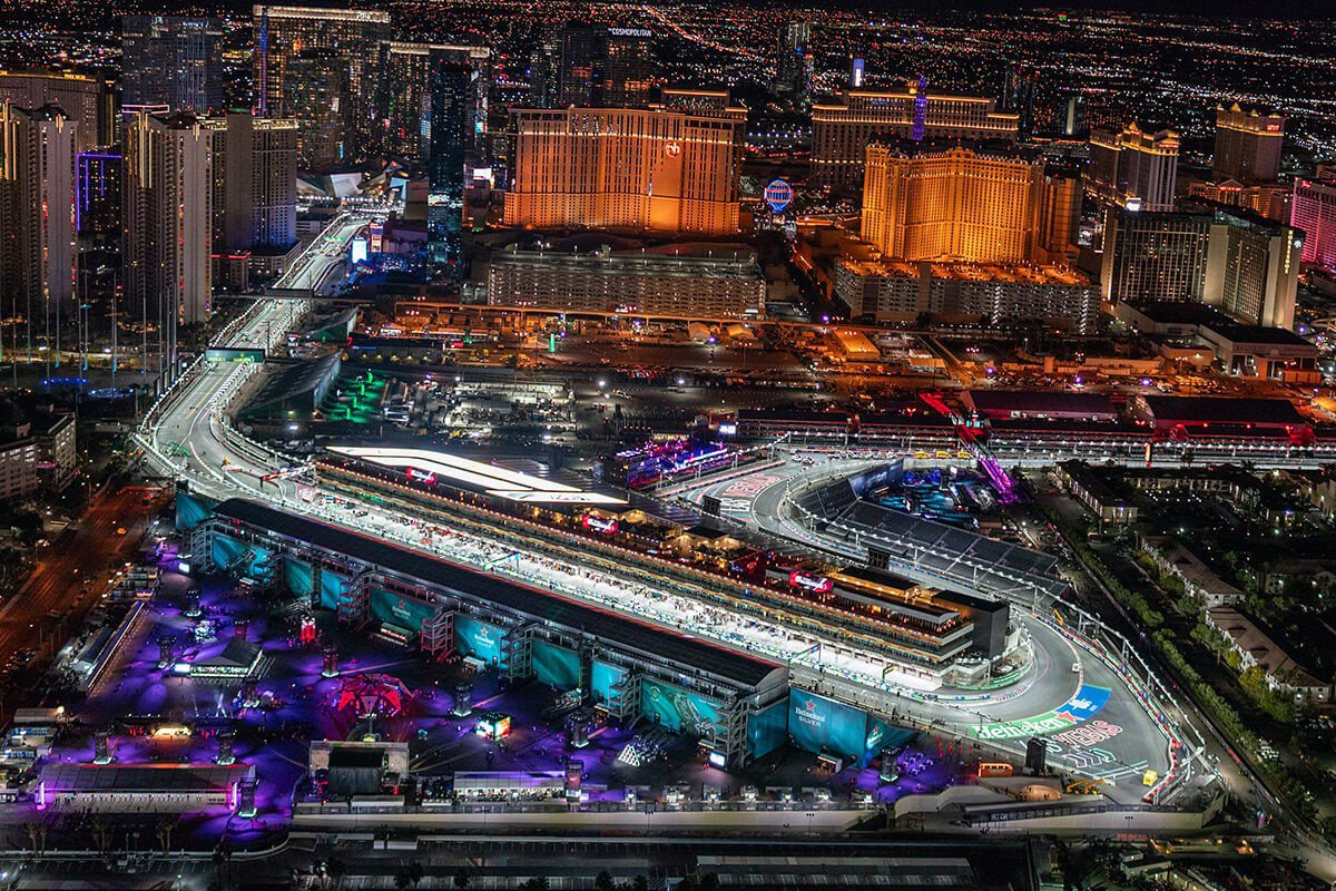 Las Vegas GP là cuộc đua duy nhất diễn ra vào tối thứ 7