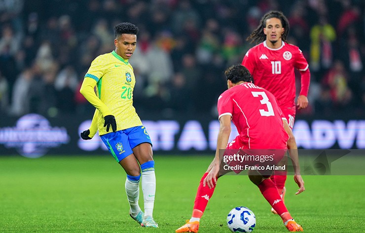 Estevao được xem là "Neymar mới" của Chelsea