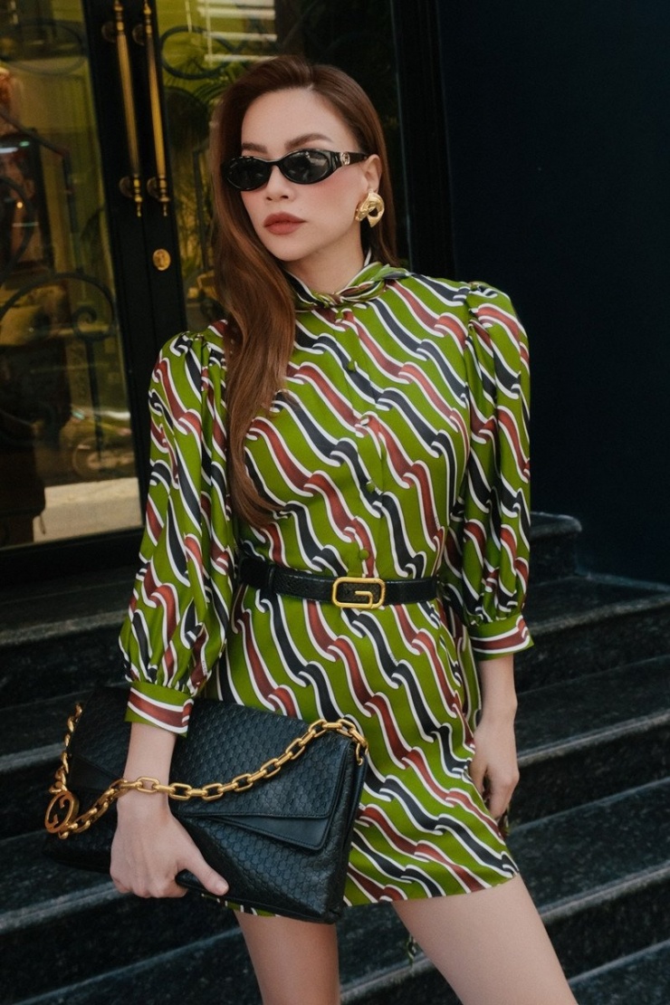 Hồ Ngọc Hà vinh dự làm giám khảo Giải thưởng Hành động vì Cộng đồng -Human Act Prize 2025, đồng thời trao 500 triệu đồng ủng hộ đồng bào vùng bão lũ như đã hứa với khán giả.