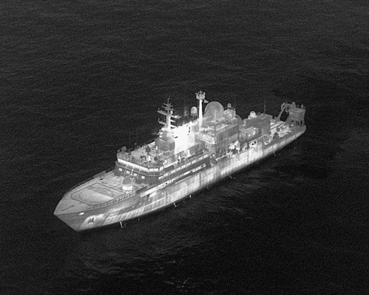 Ảnh nhiệt được máy bay tuần tra Anh được cho là ghi lại lúc tàu nghiên cứu hải dương Yantar của Nga ở khu vực ngoài cùng của vùng biển Anh tại bắc Scotland (không rõ ngày). Ảnh: BỘ QUỐC PHÒNG ANH