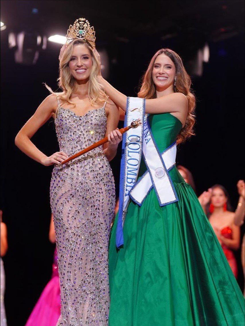 Chung kết cuộc thi Seronita Colombia 2025-2026 đã diễn ra ngày 18/11 với chiến thắng thuộc về người đẹp Tutu Mosquera đến từ vùng Valle del Cauca. Cô giành quyền đại diện Colombia tham dự Hoa hậu Quốc tế 2026 tại Nhật Bản.