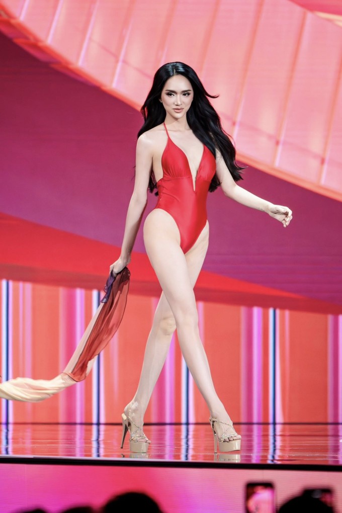 Cô sở hữu lượng theo dõi lớn nhất cuộc thi.