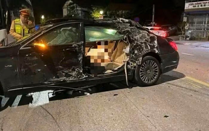 Người đàn ông ngồi ghế sau tử vong do vết thương quá nặng.