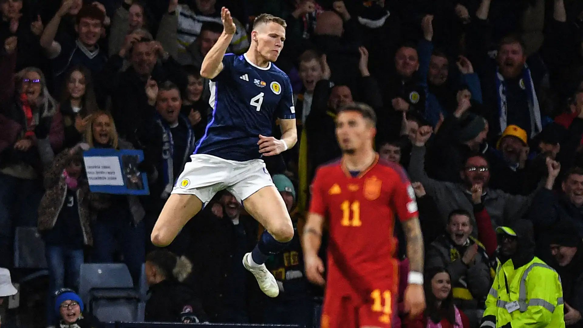 Cú đúp của McTominay trước Tây Ban Nha ở vòng loại EURO 2024, và đó là khi anh vẫn còn đang ở MU
